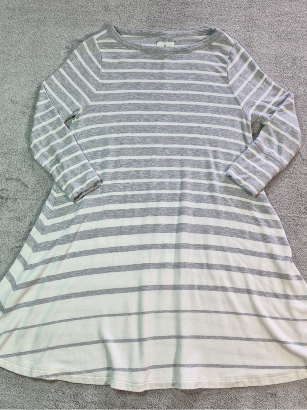 Lou & Grey Gray and White Striped Long Sleeve Swing Dress